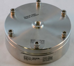 GS Series with labelling GS Series regulator showing permanent data (side), diaphragm data (top tab), and serial number and Heat number (top cap)